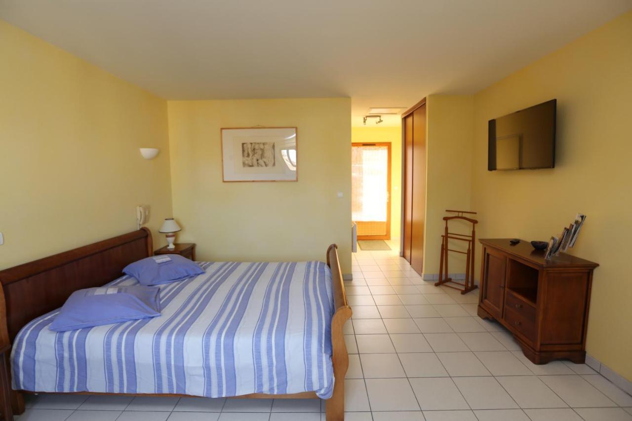 Hotel Le Relais Du Chateau Grignols  Εξωτερικό φωτογραφία